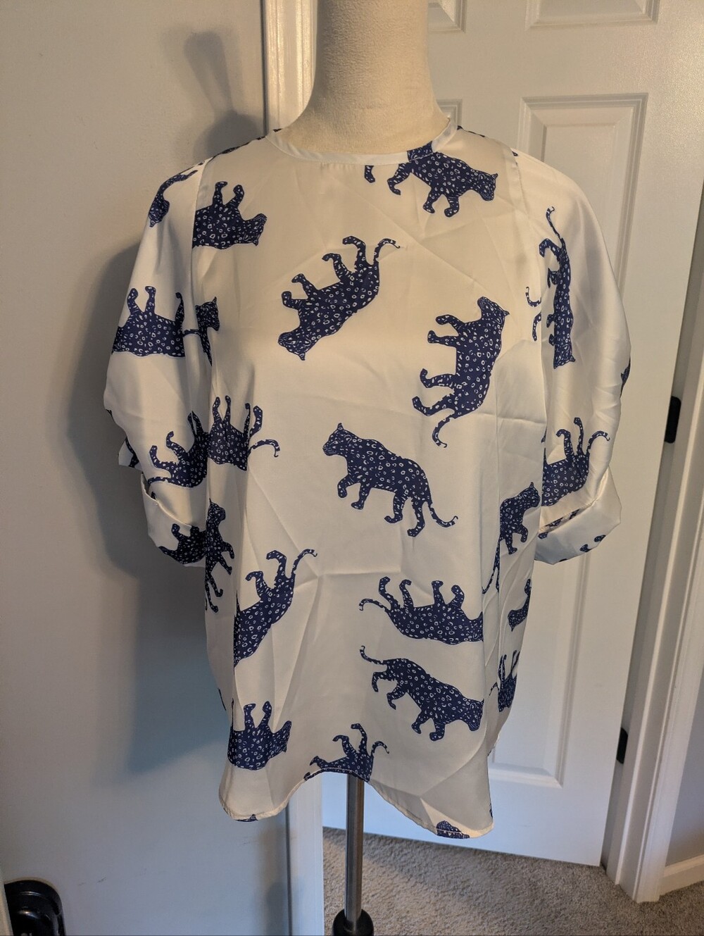 Koch Blue Jaguar Blouse Size Large